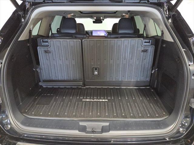 used 2023 Toyota Highlander car, priced at $47,555