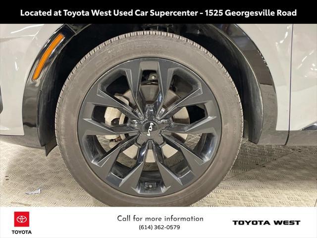 used 2022 Kia Sorento car, priced at $28,883