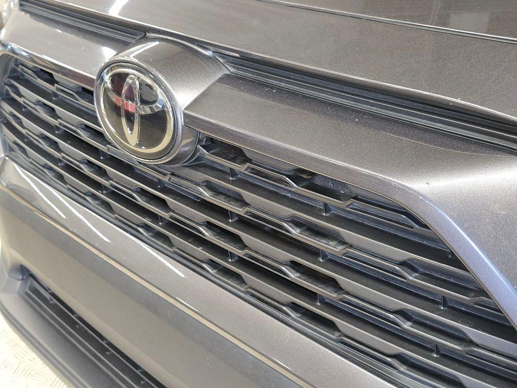 used 2021 Toyota RAV4 car, priced at $21,995