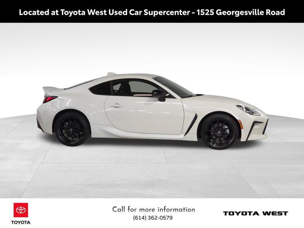 used 2023 Toyota GR86 car, priced at $29,495