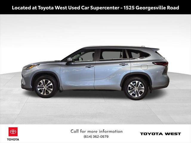 used 2024 Toyota Highlander car, priced at $42,995
