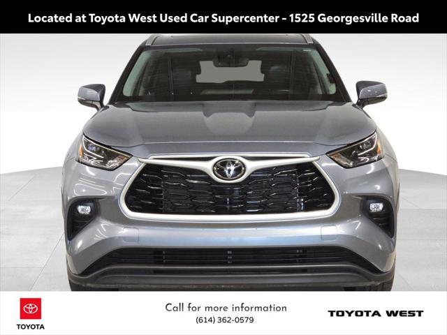 used 2024 Toyota Highlander car, priced at $42,995