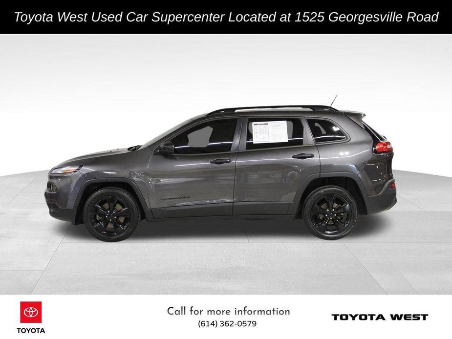 used 2017 Jeep Cherokee car, priced at $13,195