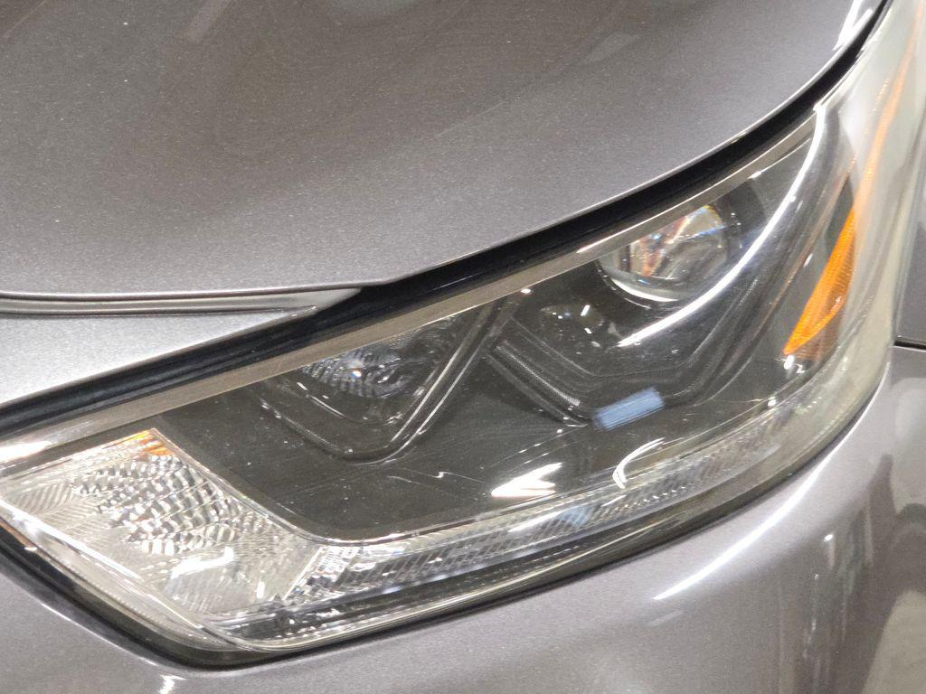 used 2021 Toyota Highlander car, priced at $35,695