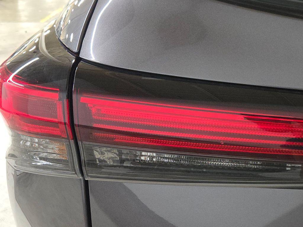 used 2021 Toyota Highlander car, priced at $35,695