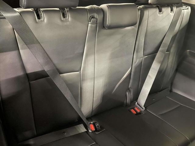 used 2024 Toyota Highlander car, priced at $43,547