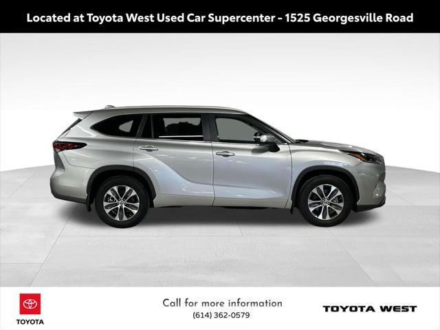 used 2024 Toyota Highlander car, priced at $43,547
