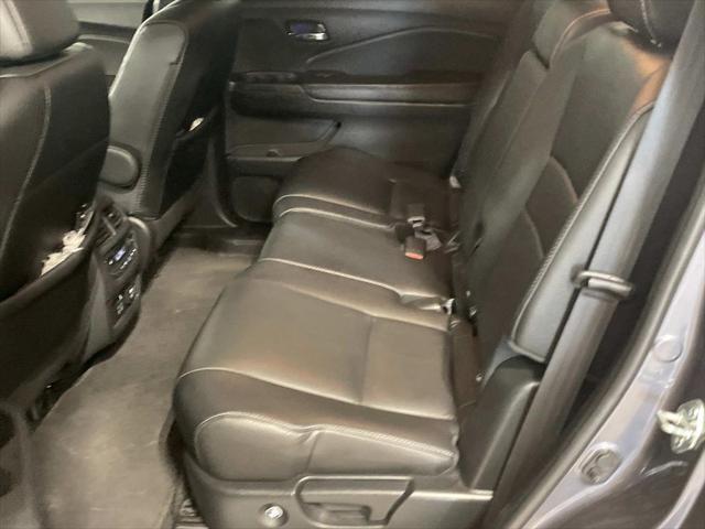 used 2021 Honda Pilot car, priced at $28,995