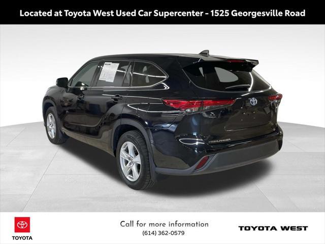 used 2022 Toyota Highlander Hybrid car, priced at $29,953