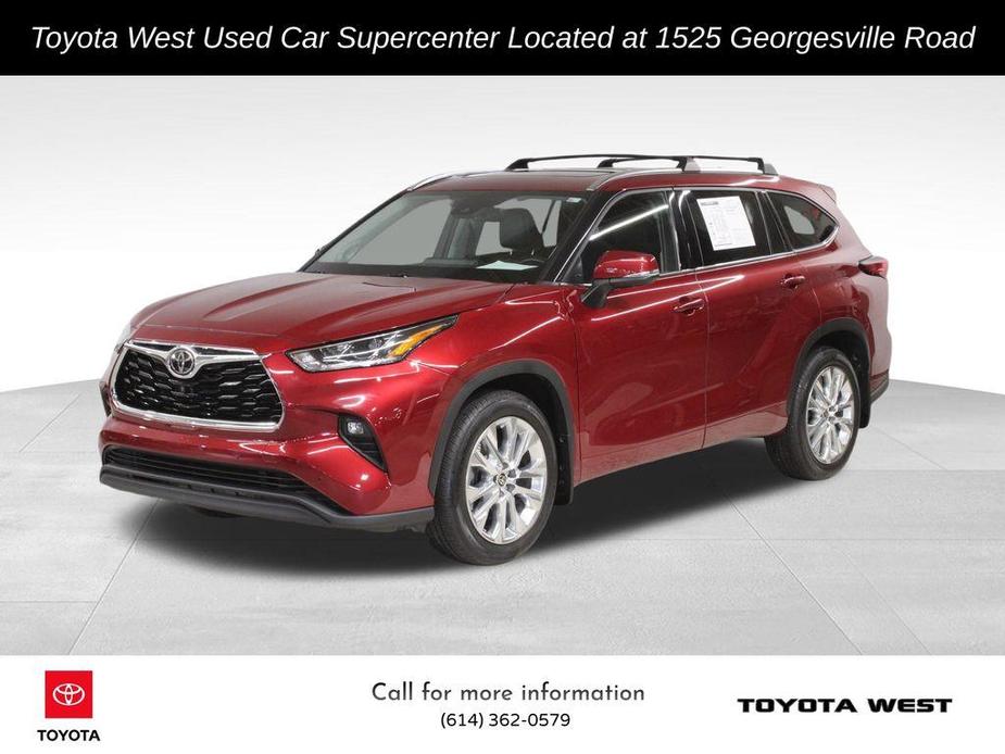 used 2021 Toyota Highlander car, priced at $37,995