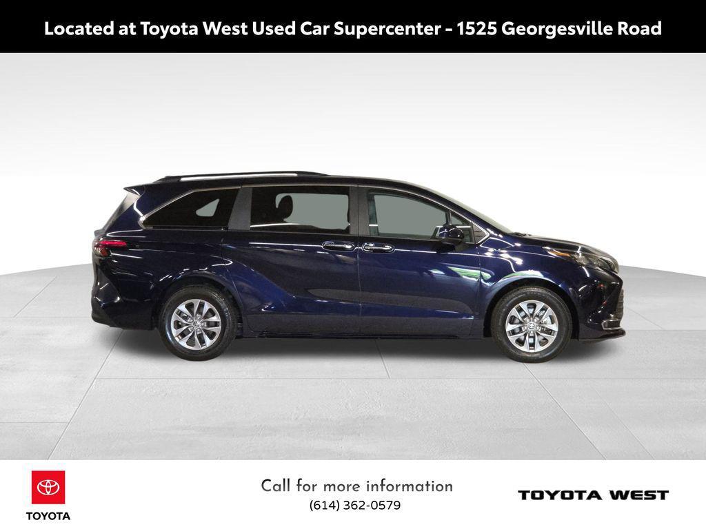 used 2024 Toyota Sienna car, priced at $48,991