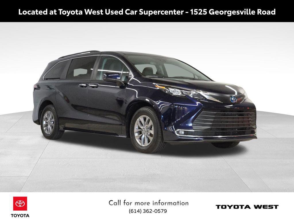 used 2024 Toyota Sienna car, priced at $48,991