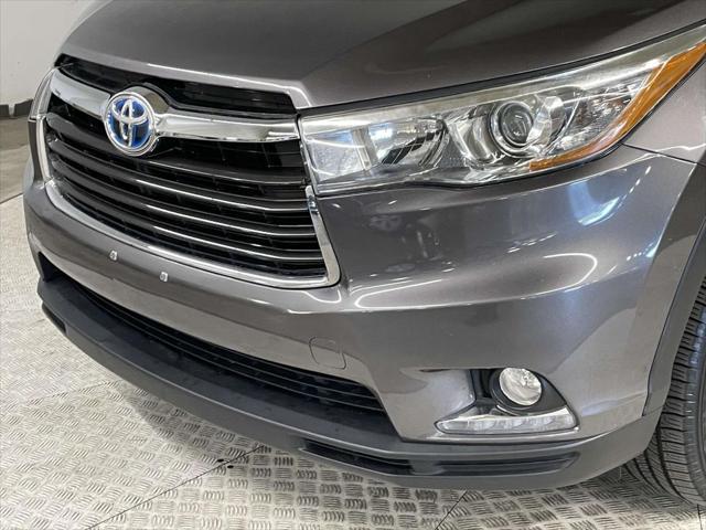 used 2016 Toyota Highlander Hybrid car, priced at $24,909