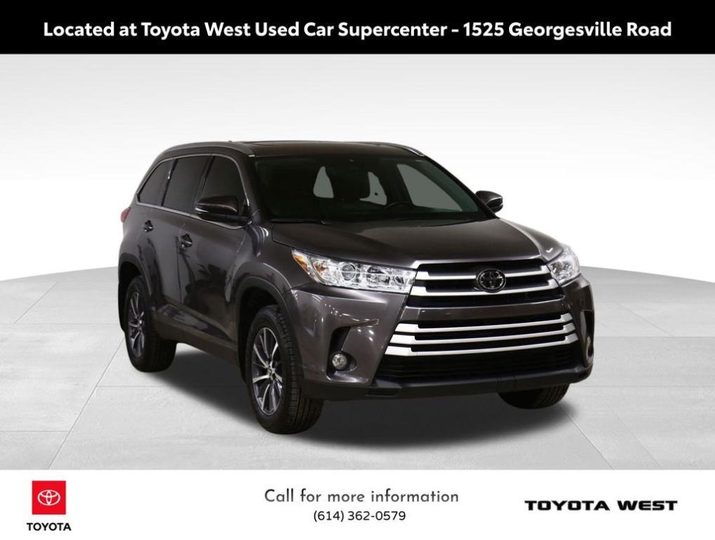 used 2019 Toyota Highlander car, priced at $27,690