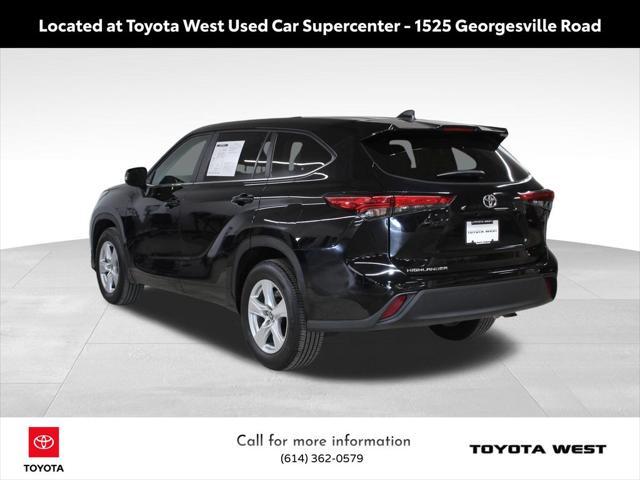 used 2023 Toyota Highlander car, priced at $34,019