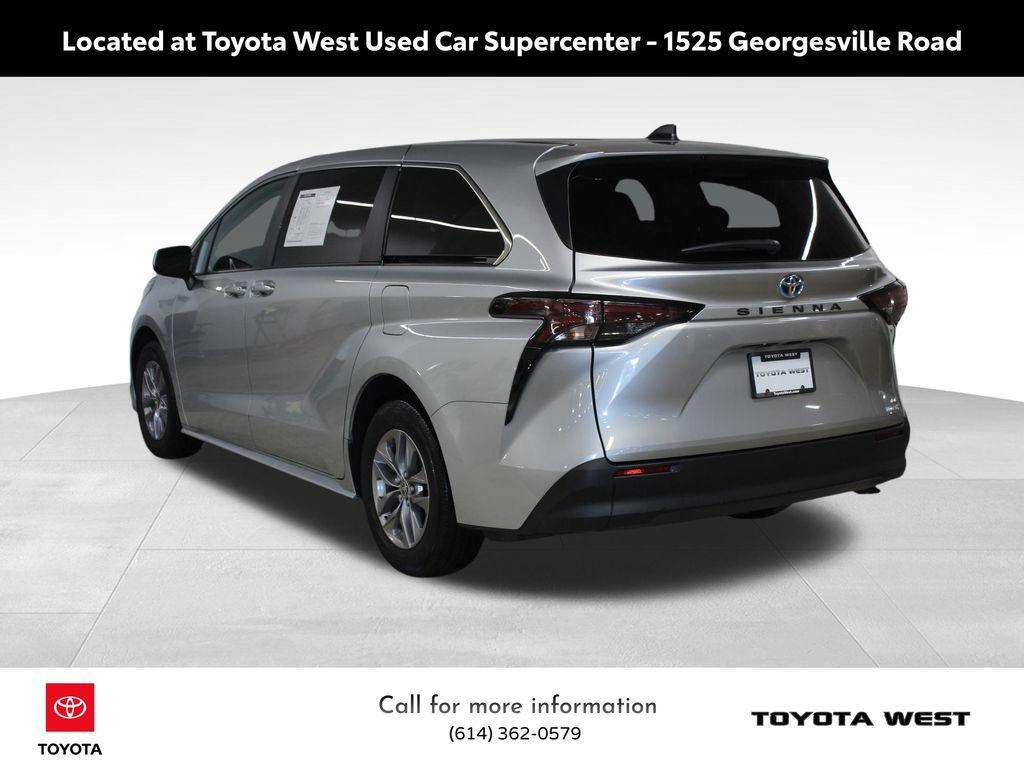 used 2024 Toyota Sienna car, priced at $39,395