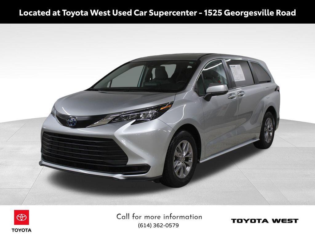 used 2024 Toyota Sienna car, priced at $39,395