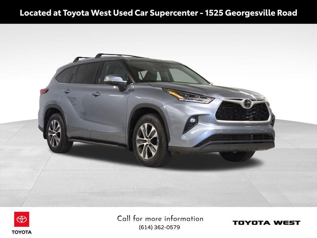 used 2021 Toyota Highlander car, priced at $31,545