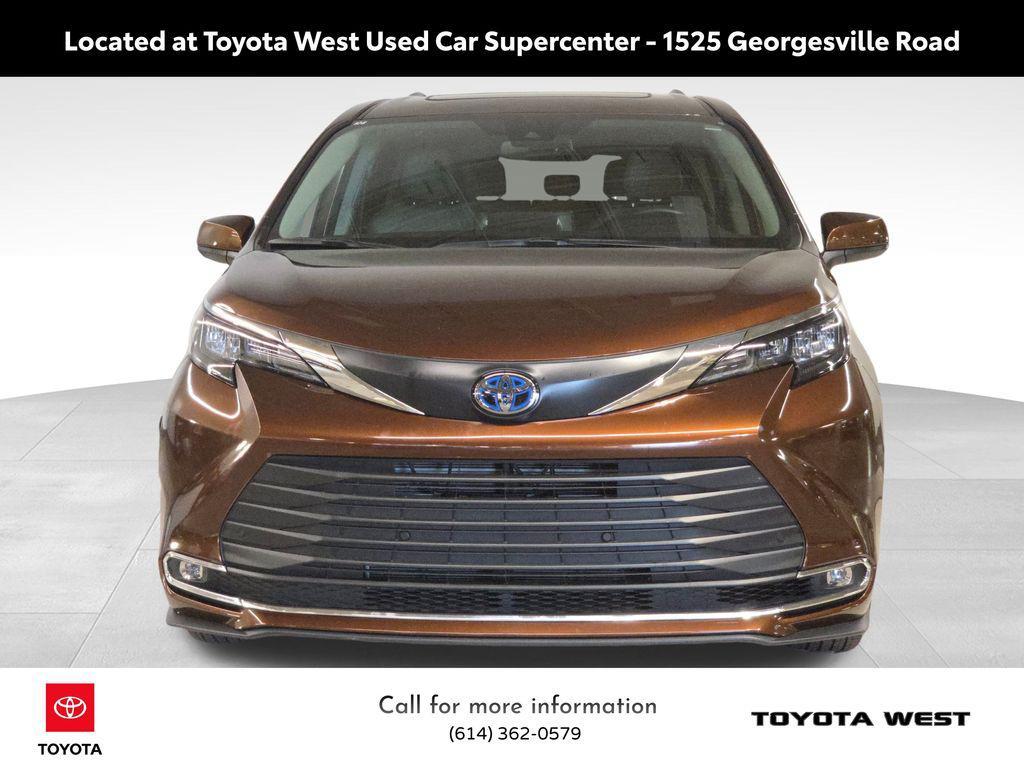 used 2024 Toyota Sienna car, priced at $43,680