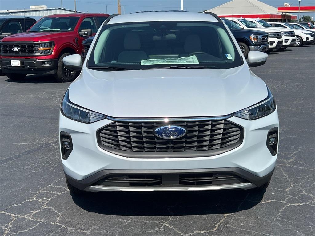new 2025 Ford Escape car, priced at $30,618