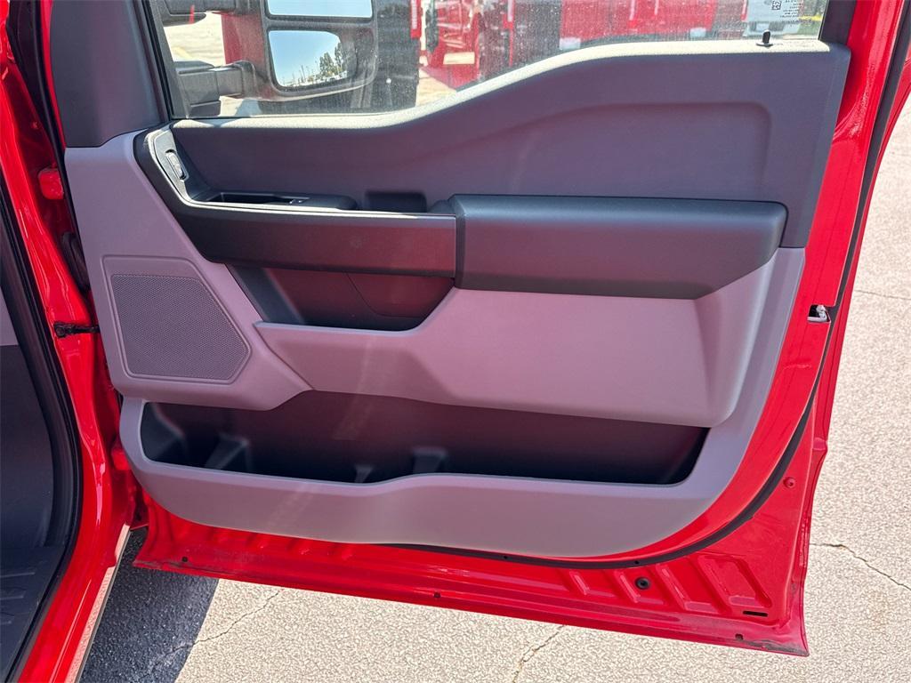 new 2024 Ford F-350 car, priced at $46,797