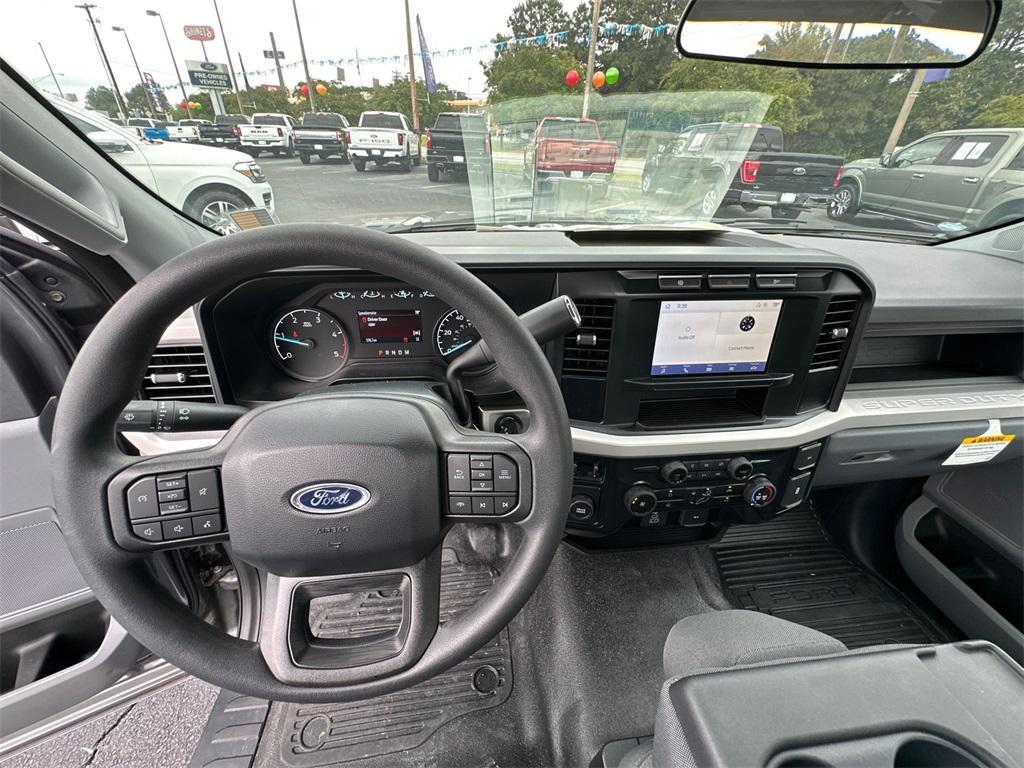 new 2024 Ford F-350 car, priced at $46,523