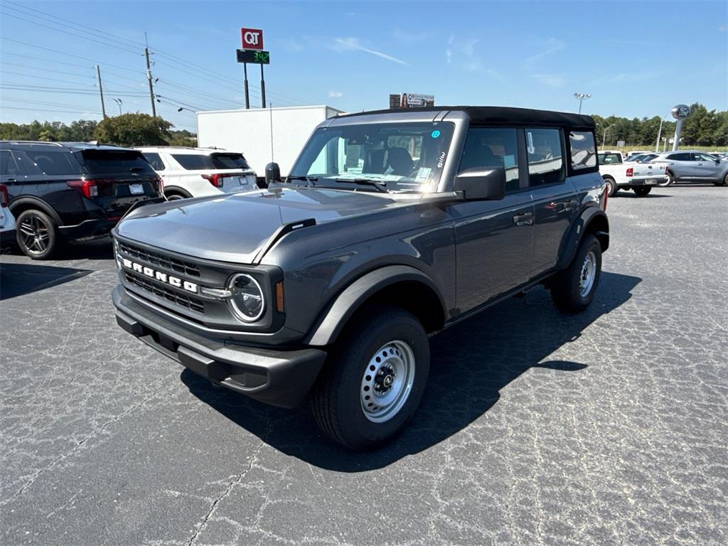 new 2025 Ford Bronco car, priced at $40,675