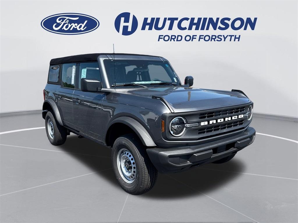 new 2025 Ford Bronco car, priced at $42,175
