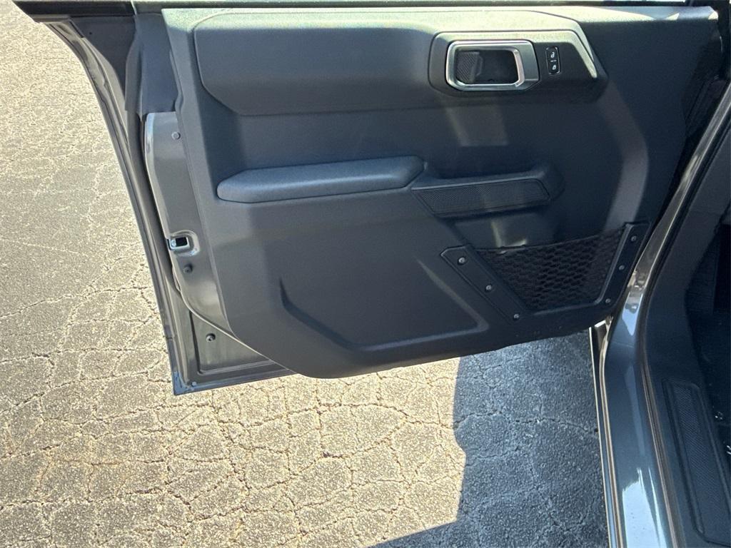 new 2025 Ford Bronco car, priced at $40,675