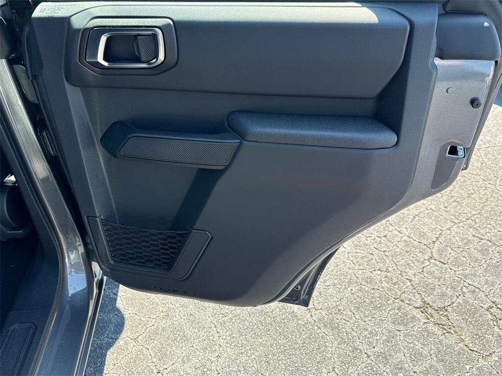 new 2025 Ford Bronco car, priced at $40,675