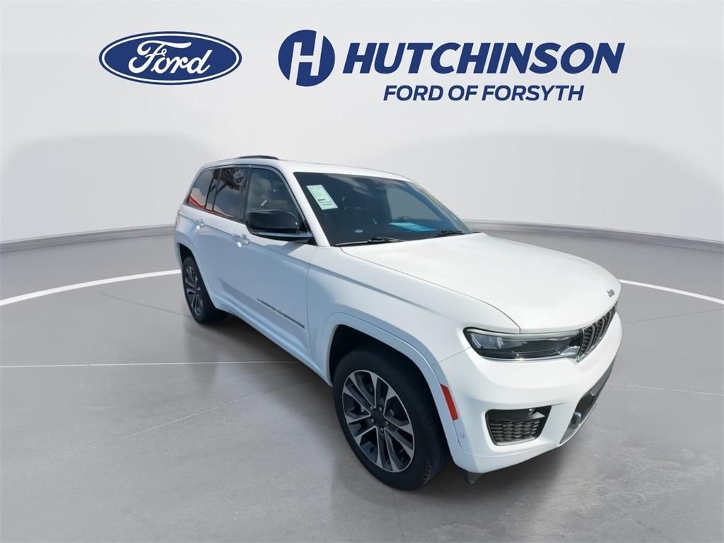 used 2023 Jeep Grand Cherokee car, priced at $39,285
