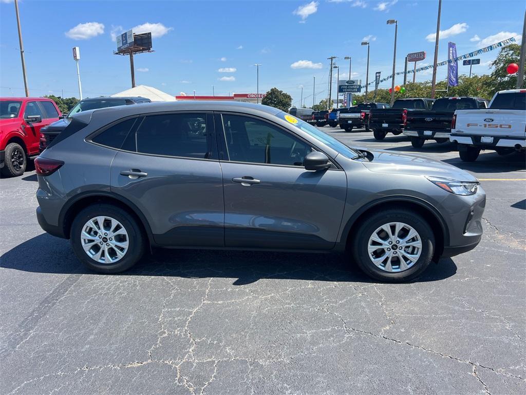 new 2025 Ford Escape car, priced at $25,980