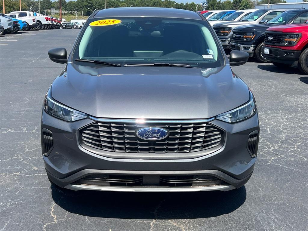 new 2025 Ford Escape car, priced at $25,980
