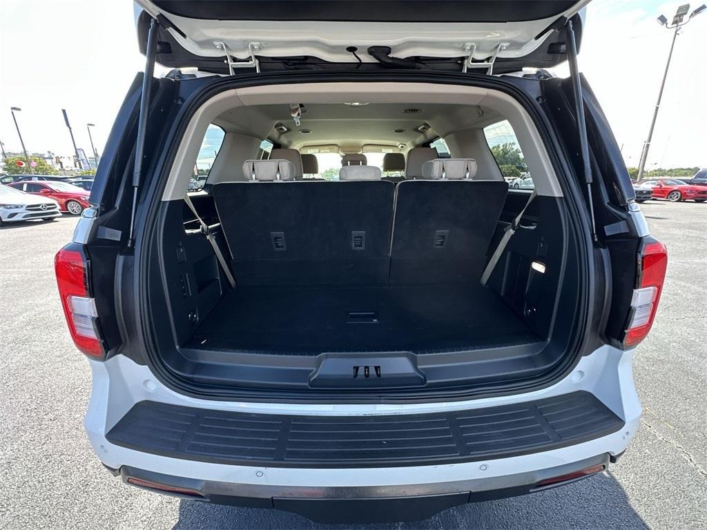 used 2023 Ford Expedition car, priced at $47,289