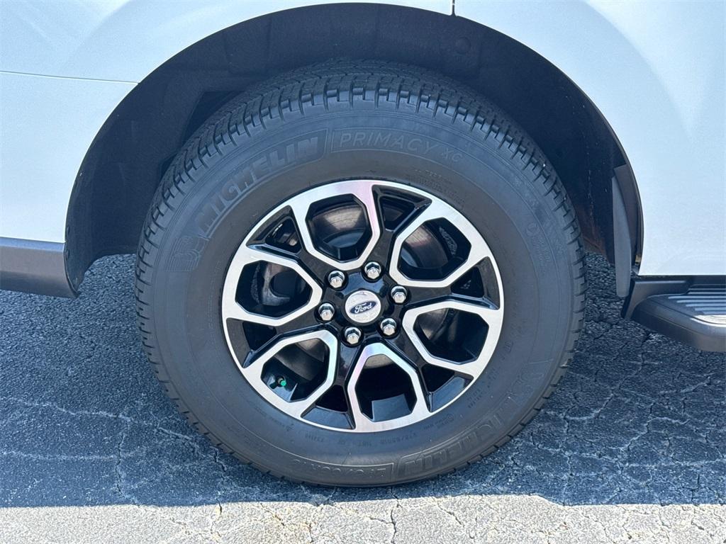 used 2023 Ford Expedition car, priced at $46,986