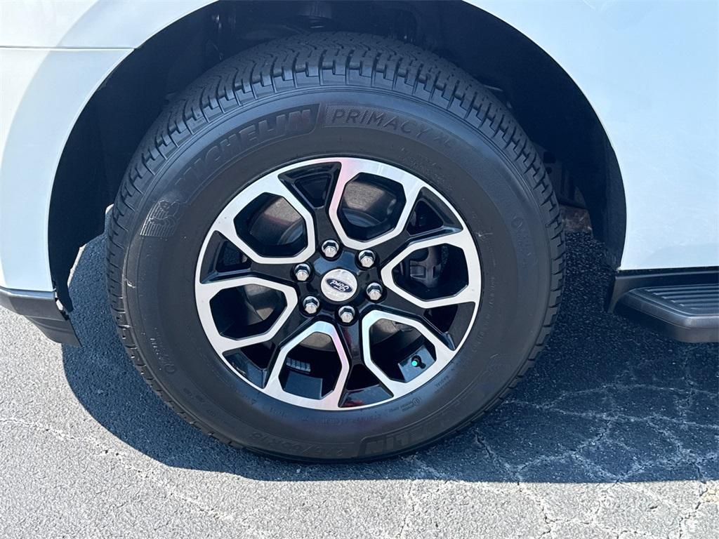 used 2023 Ford Expedition car, priced at $46,986
