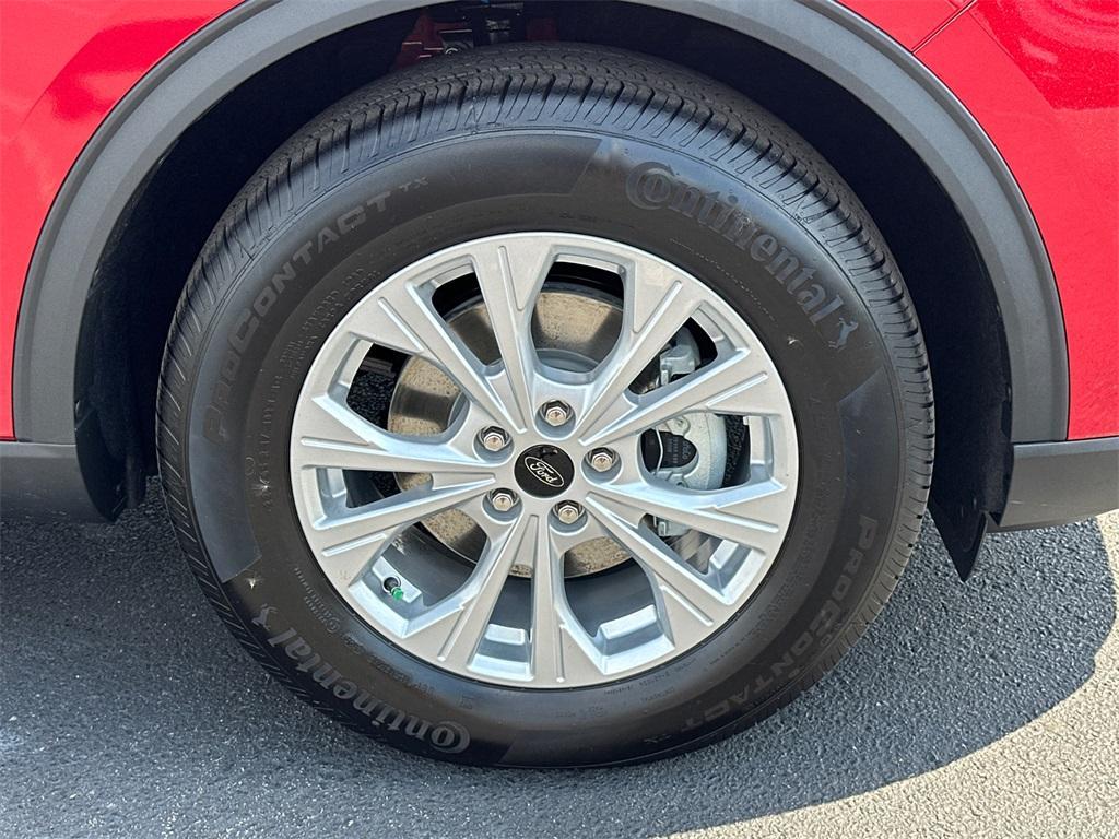new 2025 Ford Escape car, priced at $31,095