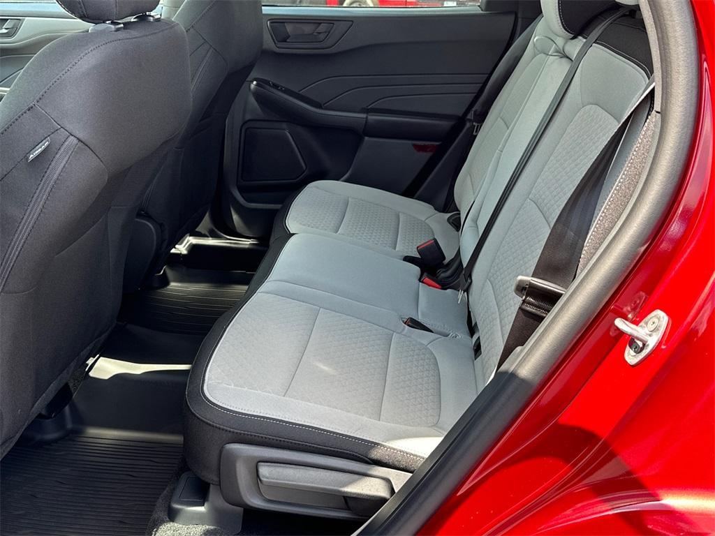 new 2025 Ford Escape car, priced at $31,095
