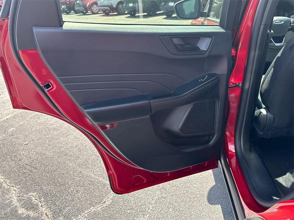 new 2025 Ford Escape car, priced at $31,095