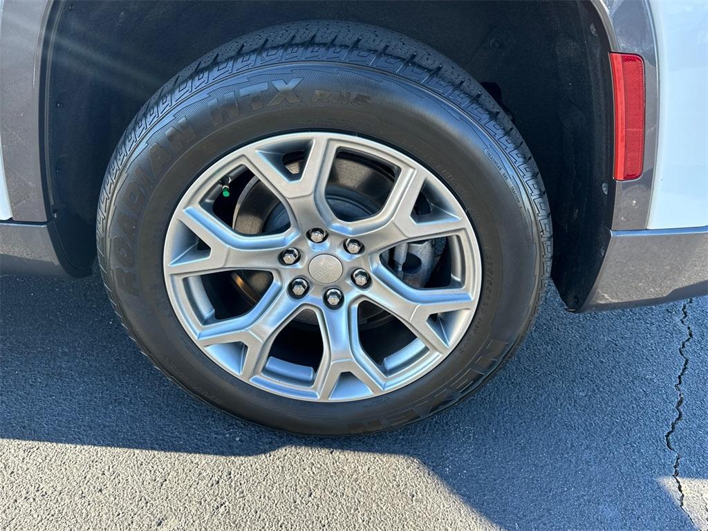 used 2022 Jeep Wagoneer car, priced at $35,997