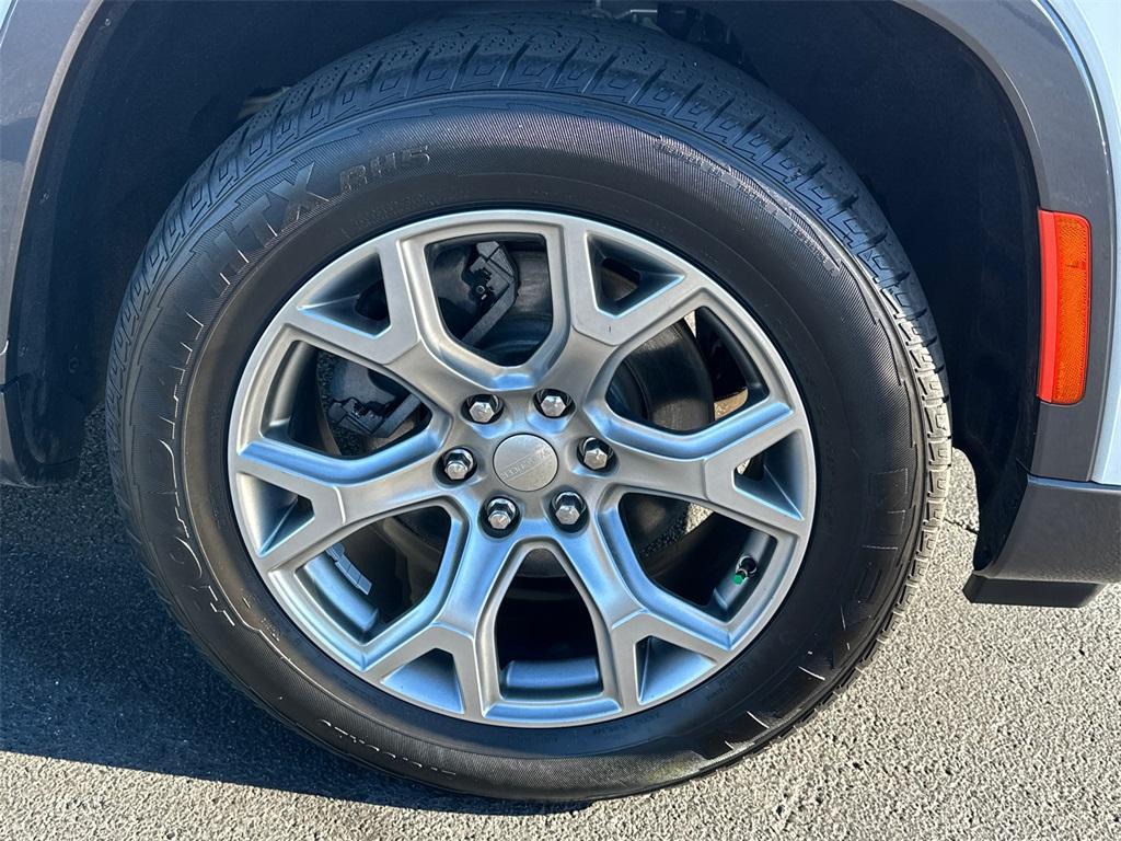 used 2022 Jeep Wagoneer car, priced at $35,997