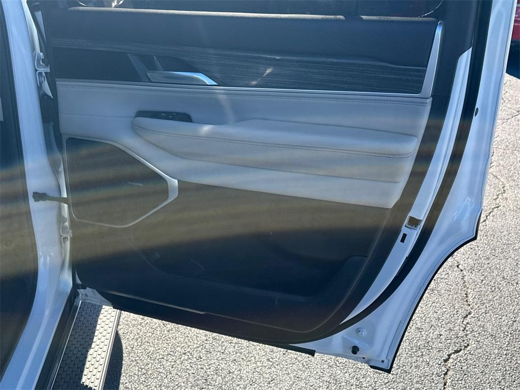 used 2022 Jeep Wagoneer car, priced at $35,997