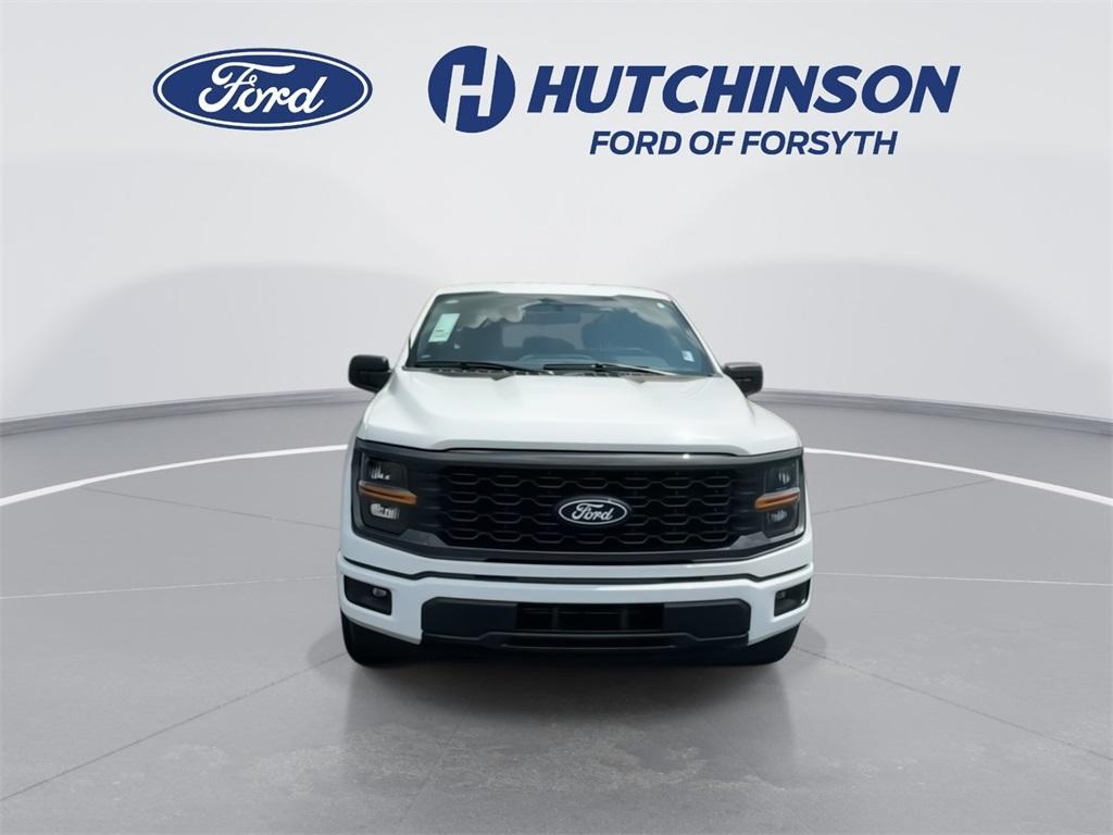 new 2025 Ford F-150 car, priced at $43,900