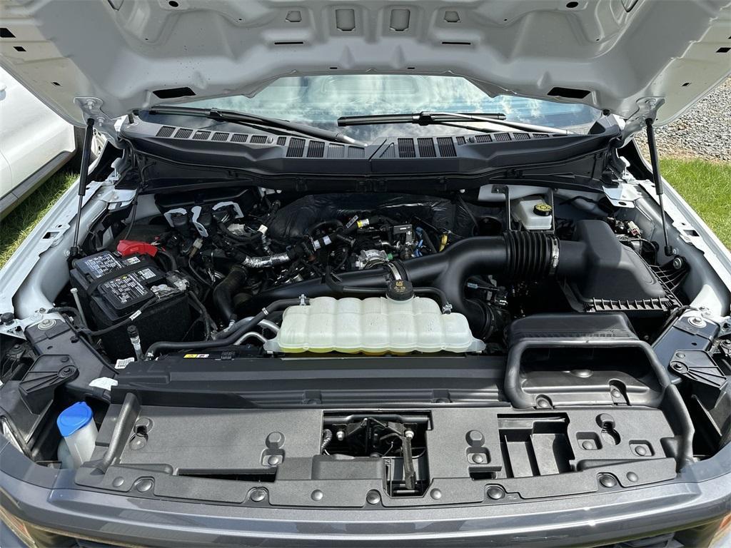 new 2025 Ford F-150 car, priced at $43,900
