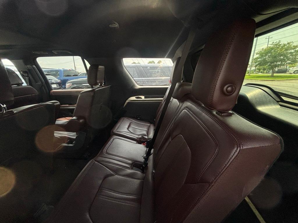 used 2023 Ford Expedition car, priced at $43,998