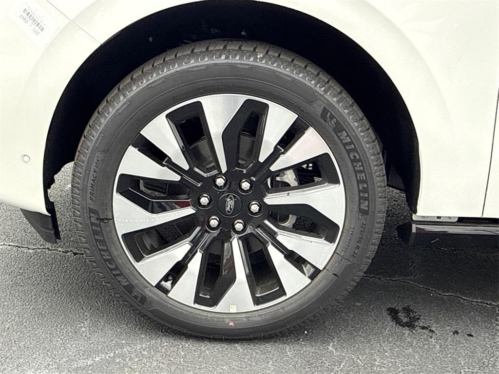 new 2025 Ford Expedition Max car, priced at $84,905