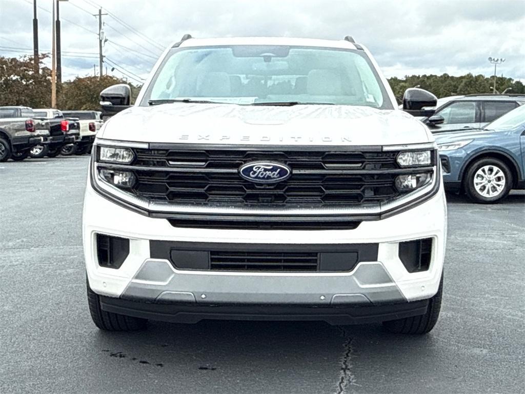 new 2025 Ford Expedition Max car, priced at $84,905