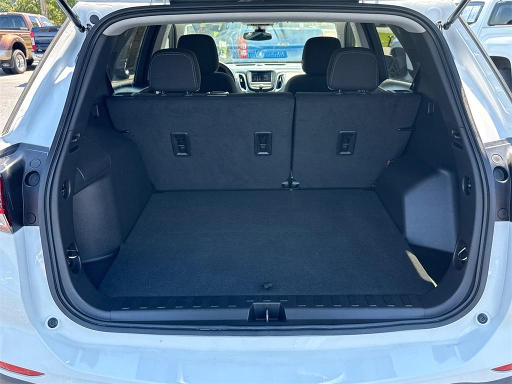 used 2023 Chevrolet Equinox car, priced at $22,279