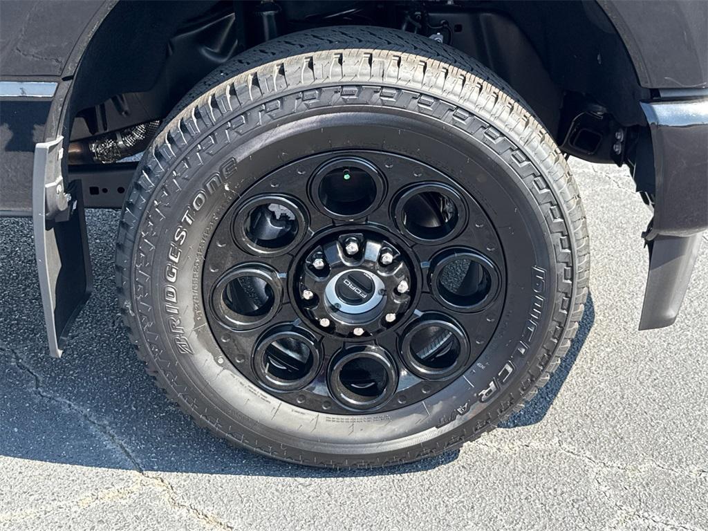 new 2025 Ford F-250 car, priced at $67,700