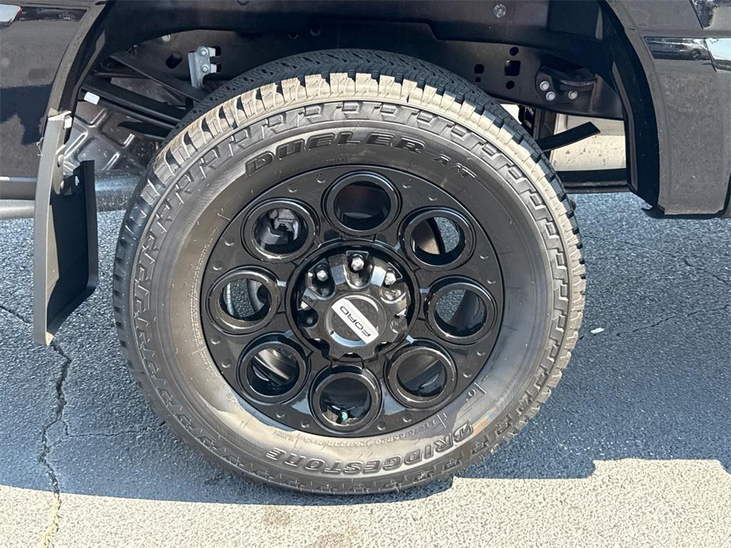 new 2025 Ford F-250 car, priced at $67,700